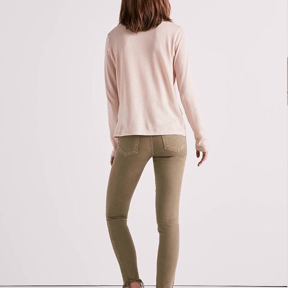 🥳Host Pick🥳 Petal Pink Asymetrical Ruffle Top - Picture 3 of 8